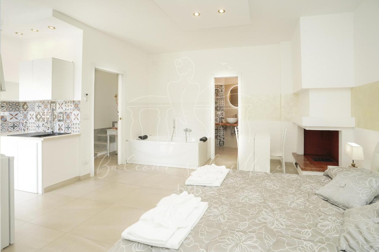 Balconi Sul Mare Bed & Breakfast Otranto Eksteriør bilde